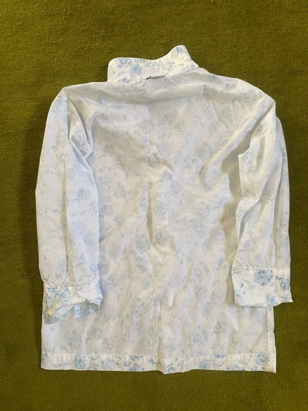 Serena & Lily Blue and White Floral Cotton Pajama Set - Picture 4 of 6